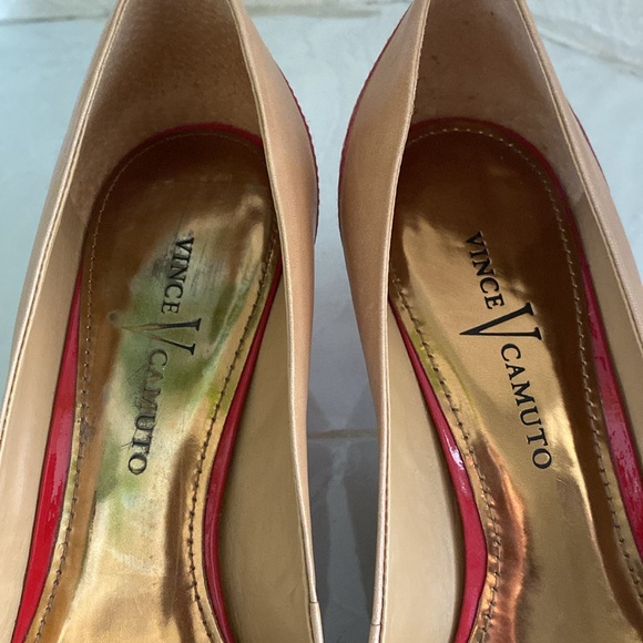 Vince Camuto leather peep toe heels - Picture 5 of 9